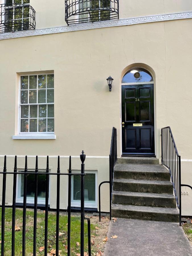 Beautiful Georgian Duplex Apartment Gloucester Exterior photo